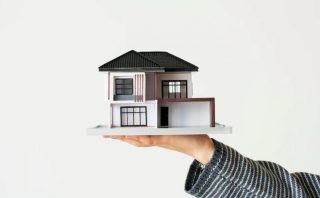 Legal Aspects and Contracts in Quick Home Sales to Cash Buyers